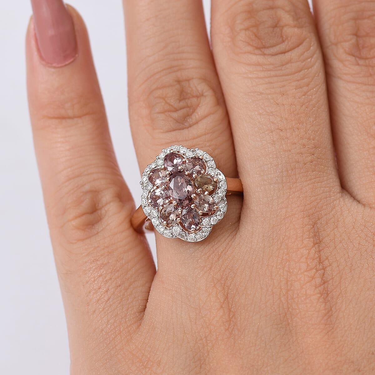 D’Joy Madagascar Color Change Garnet and Moissanite 3.00 ctw Imperial Bloom Ring in 18K Vermeil Rose Gold Over Sterling Silver (Size 6.0) image number 2