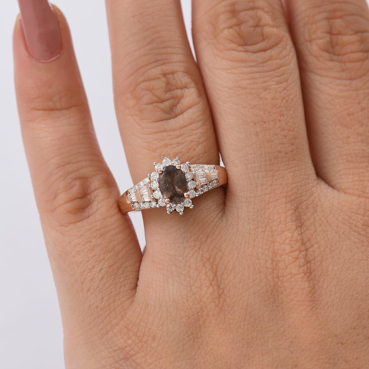 D’Joy Madagascar Color Change Garnet, Moissanite Ring in 18K Vermeil RG Over Sterling Silver (Size 10.0) 1.60 ctw image number 2