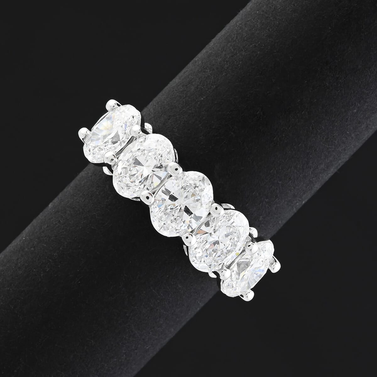 Luxuriant Lab Grown Diamond G VS 2.50 ctw Ring in 14K White Gold (Size 11.0) 4.10 Grams image number 1