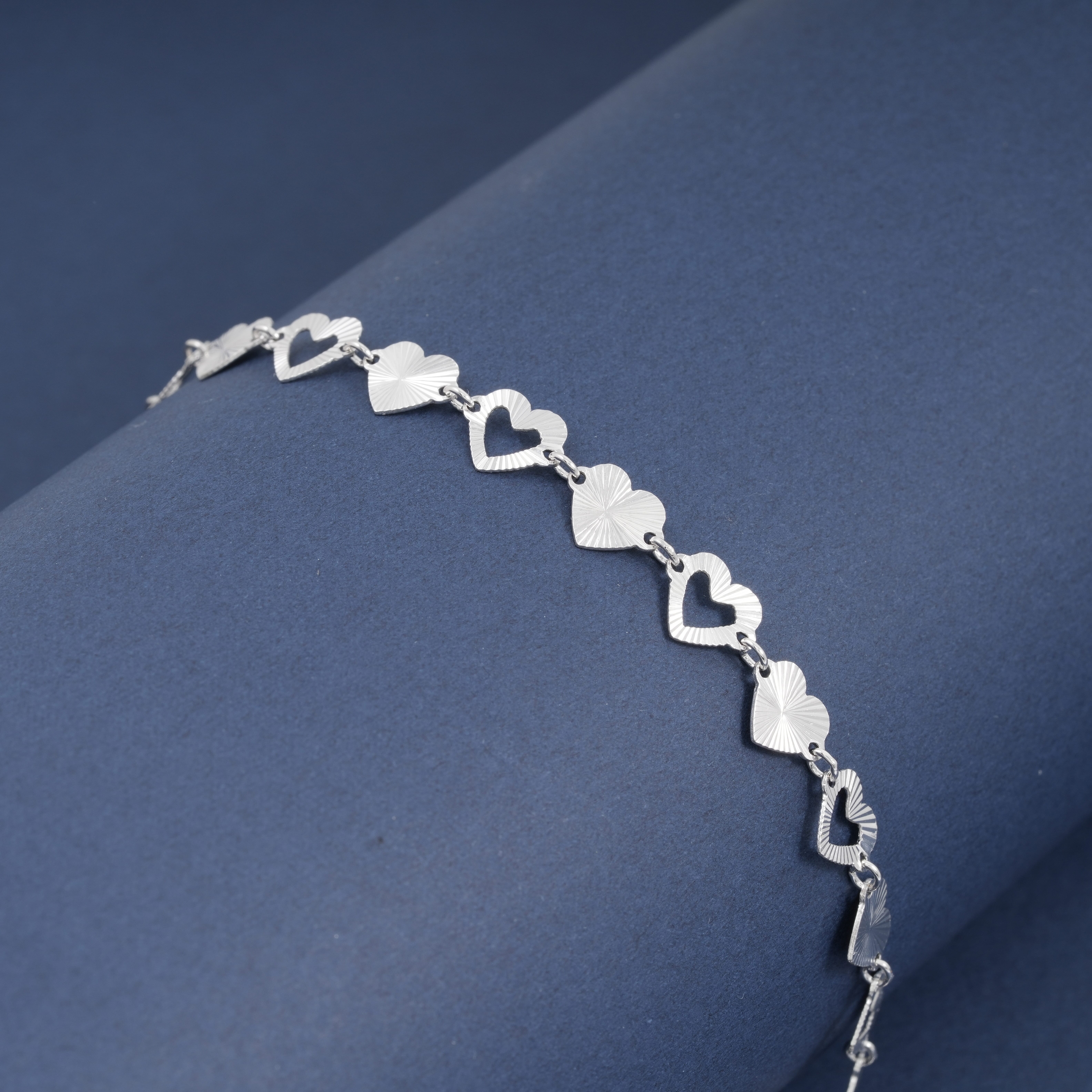 Default Title - Product card gallery slide 2 (10146308194587)