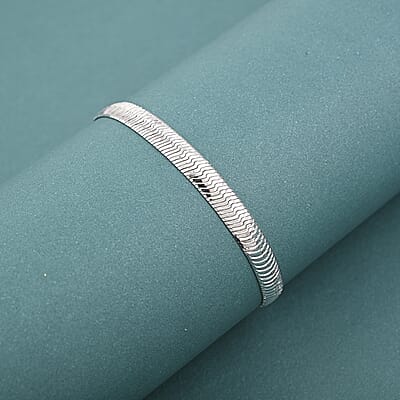 Italian Herringbone Chain Bracelet in Rhodium Over Sterling Silver (7.00 In) 5.42 Grams