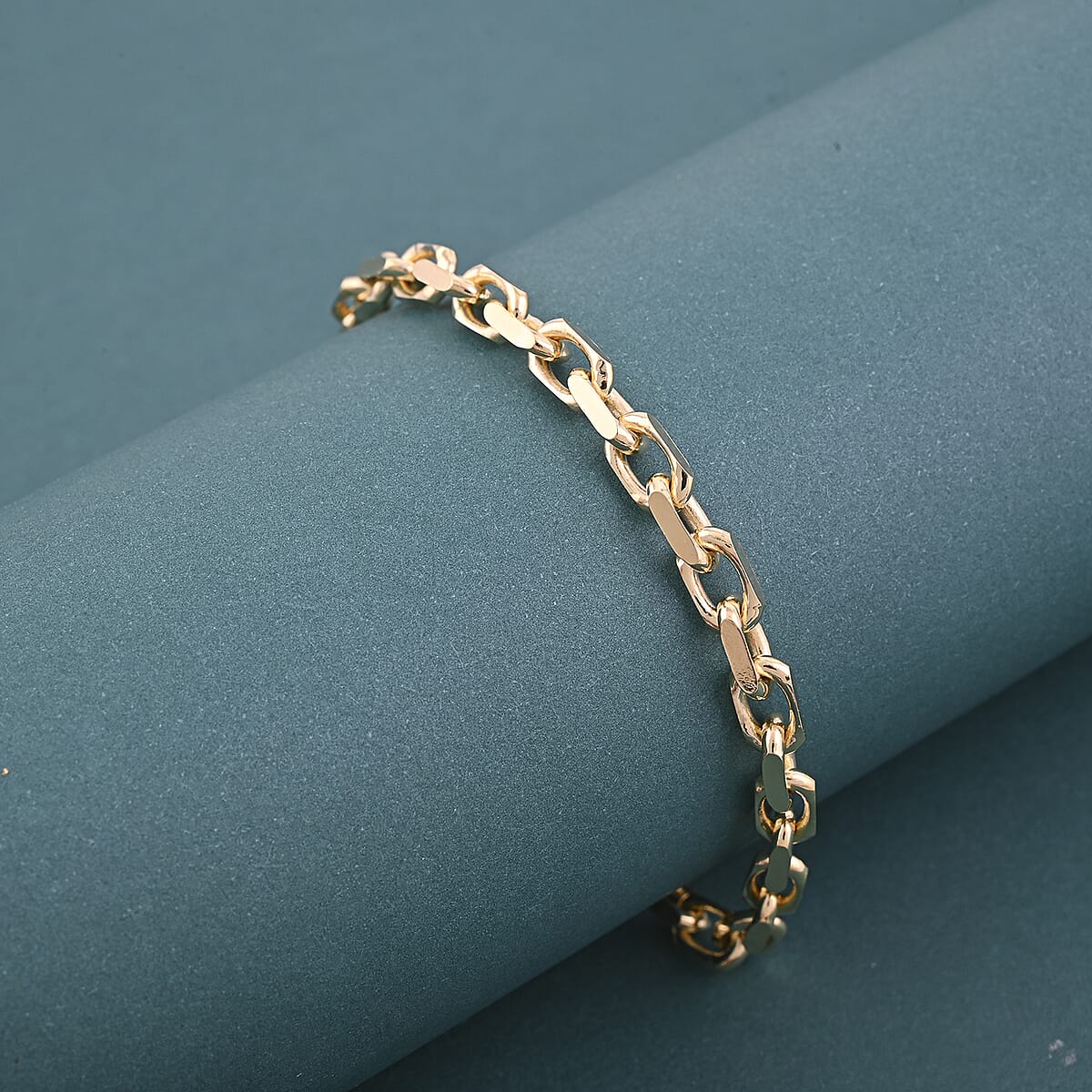 Italian Cable Link Chain Bracelet in 14K Yellow Gold Over Sterling Silver (7.50 In) 10.56 Grams image number 1