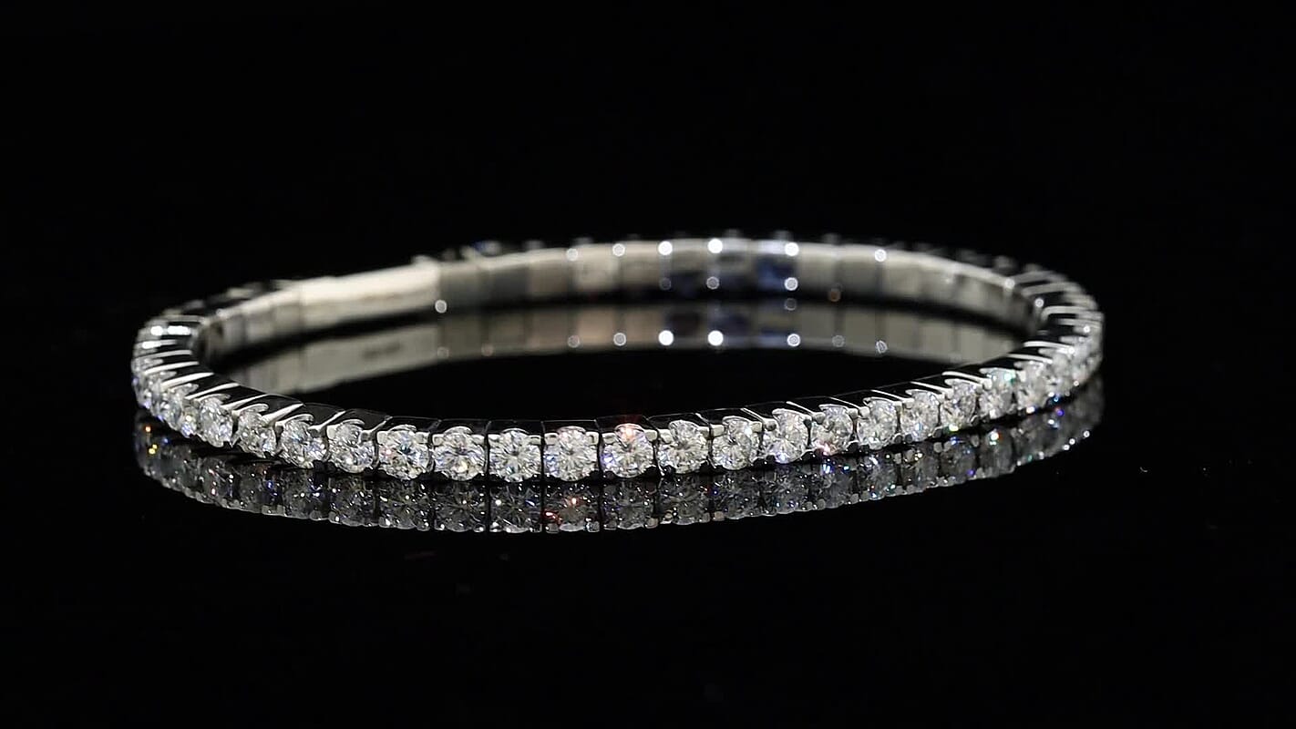 D'Joy Moissanite 8.00 ctw Bangle Bracelet in Rhodium Over Sterling Silver (7.25 In)