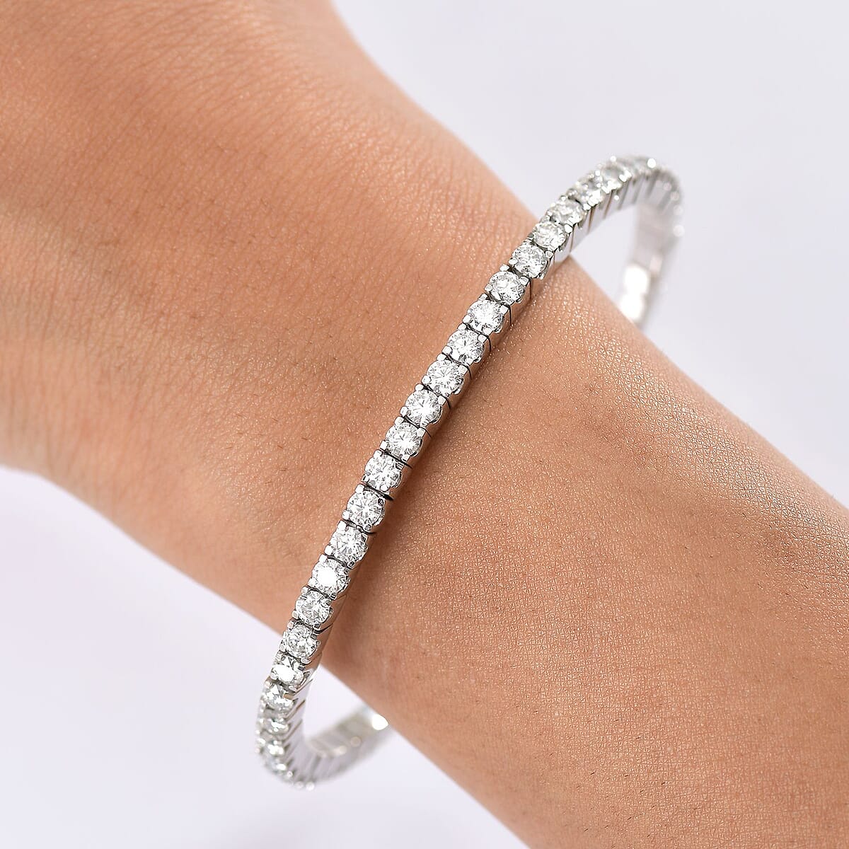 Moissanite 8.00 ctw Bangle Bracelet in Rhodium Over Sterling Silver (7.25 In) image number 2