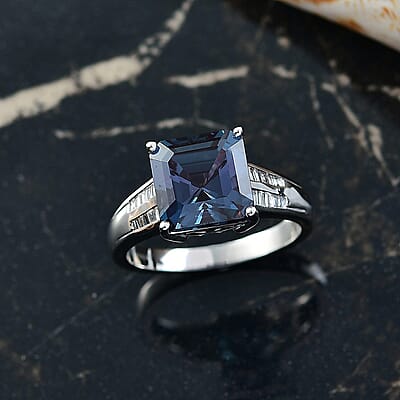 10K White Gold Luxuriant AAA Lab Grown Alexandrite, Lab Grown Diamond (E-F, VS) (0.27 cts) Ring (Size 12.0) (4.10 g) 4.50 ctw