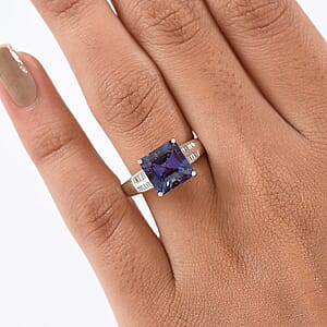 10K White Gold Luxuriant AAA Lab Grown Alexandrite, Lab Grown Diamond (E-F, VS) (0.27 cts) Ring (Size 8.5) (4.10 g) 4.50 ctw