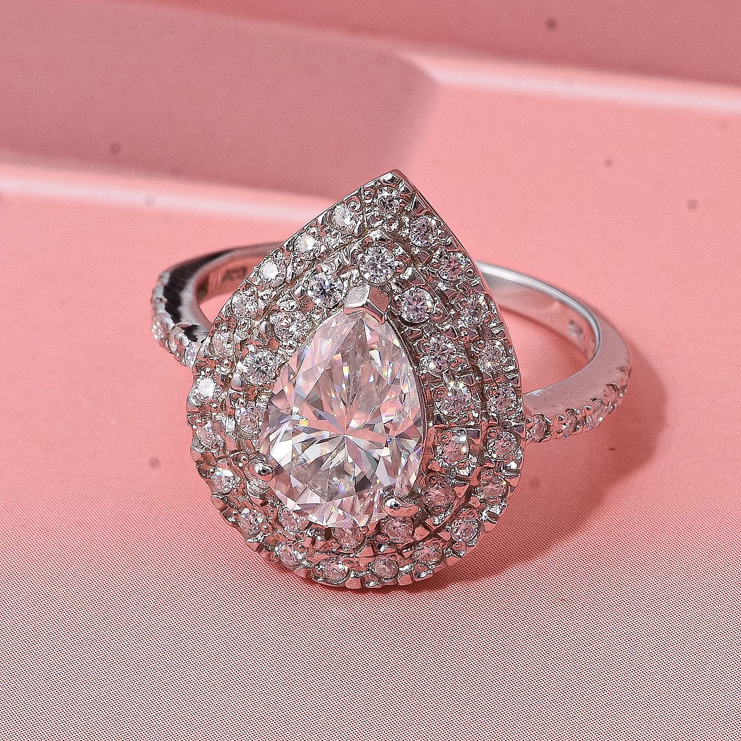 D'Joy Moissanite 2.65 ctw Eternal Glow Ring in Rhodium Over Sterling Silver (Size 6.0)