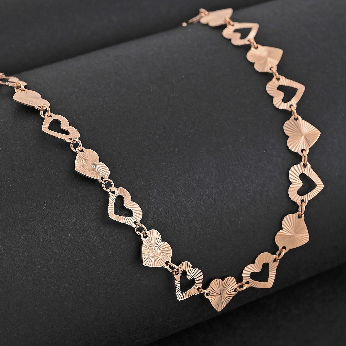 Italian Radiant Hearts Chain Necklace in 14K Rose Gold Over Sterling Silver 6.11 Grams 18 Inches image number 1