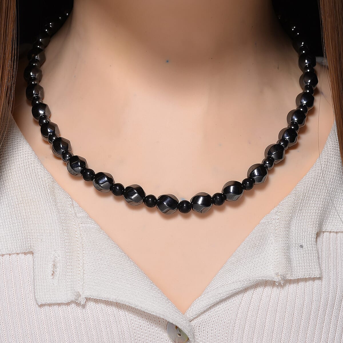 Shungite and Hematite 480.00 ctw Beaded Carved Floral Necklace in Silvertone 20 Inches image number 1