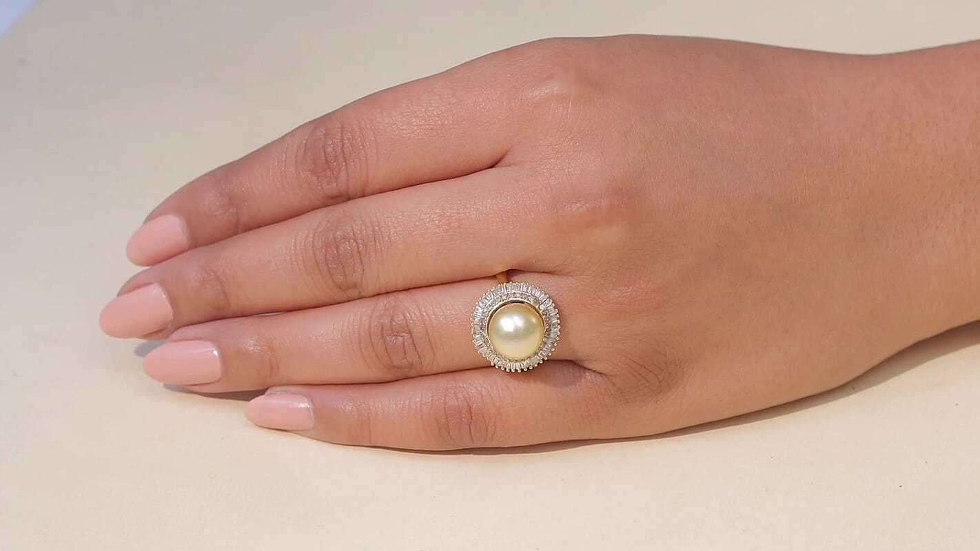 D'Joy South Sea Golden Cultured Pearl 9-11mm, Yellow Diamond (IR), Diamond Ring in 18K Vermeil YG Over Sterling Silver (Size 10.0) 0.50 ctw