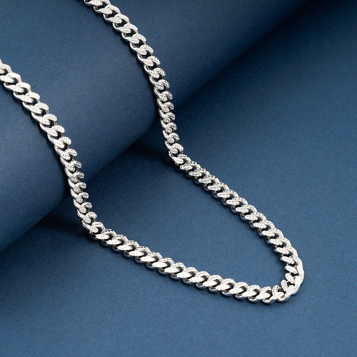 Italian Cuban Chain Necklace in Rhodium Over Sterling Silver 39.87 Grams 22 Inches image number 1
