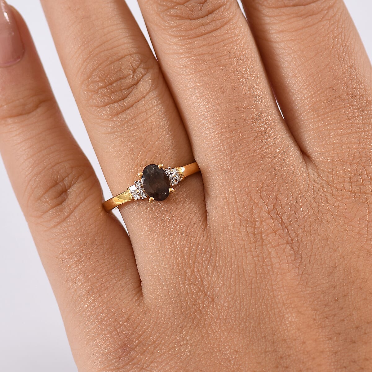 Premium Madagascar Color Change Garnet and Luxuriant Lab Grown Diamond 1.10 ctw GraceLine Ring in 18K Vermeil Yellow Gold Sterling Silver (Size 10.0) image number 2