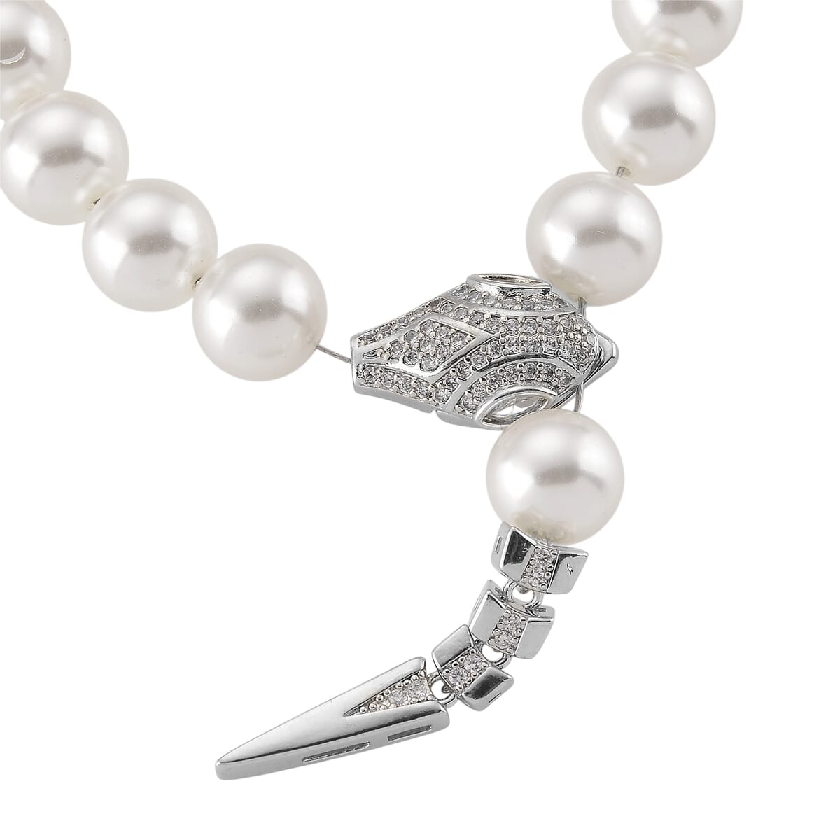 White Shell Pearl and Simulated Diamond 1.50 ctw Bracelet in Silvertone (7.50 In) image number 5