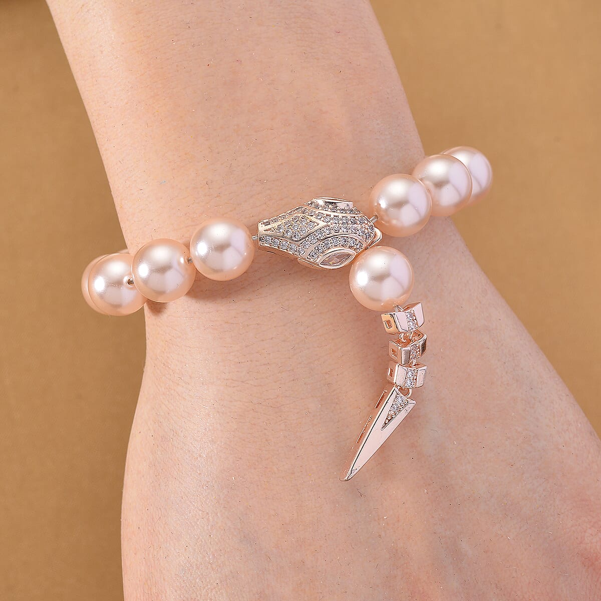 Pink Shell Pearl and Simulated Diamond Bracelet in Rosetone (7.00 In) image number 1