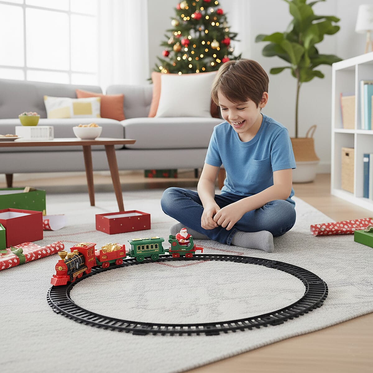 Livmore Christmas Edition Track Train Set Toy image number 1