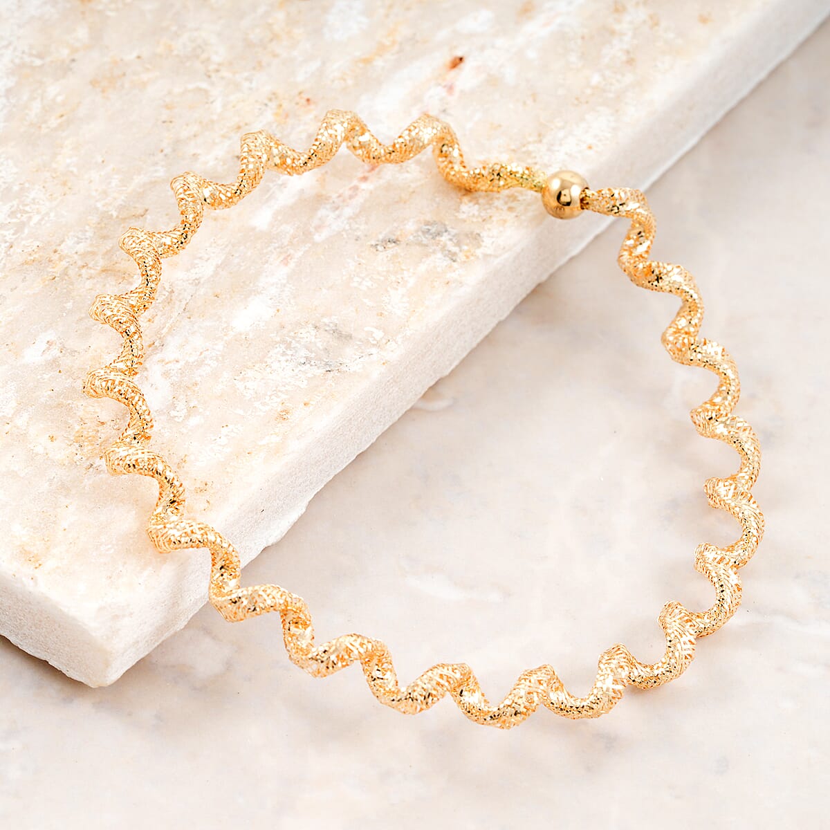 Italian Adjustable 18K Yellow Gold Mesh Stretch Bangle Bracelet (2 g) image number 1