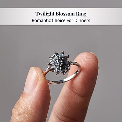 D'Joy Australian Sapphire 1.15 ctw Twilight Blossom Ring in Rhodium Over Sterling Silver (Size 10.0)