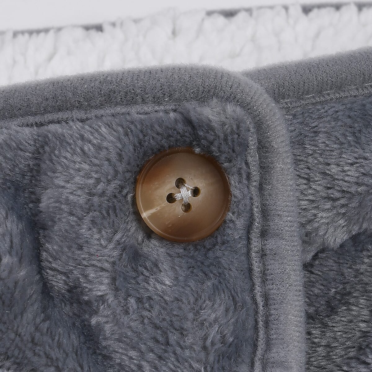 Livmore Gray Warm USB Powered Blanket image number 4