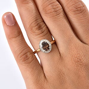 Luxoro AAA Madagascar Color Change Garnet and G-H I2 Diamond 1.70 ctw Starry Bloom Ring in 10K Yellow Gold (Size 6.0)