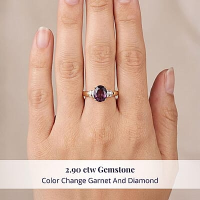 Luxoro Premium Madagascar Color Change Garnet and I2 Diamond 2.90 ctw Roayl Elegance Ring in 10K Yellow Gold (Size 10.0)