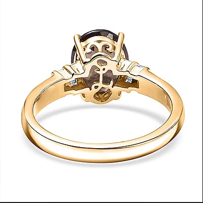 Luxoro Premium Madagascar Color Change Garnet and I2 Diamond 2.90 ctw Roayl Elegance Ring in 10K Yellow Gold (Size 10.0)