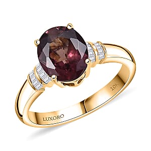 Luxoro 10K Yellow Gold Premium Madagascar Color Change Garnet, Diamond (I2) Ring (Size 5.0) 2.90 ctw