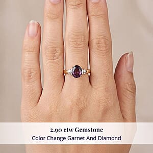 Luxoro 10K Yellow Gold Premium Madagascar Color Change Garnet, Diamond (I2) Ring (Size 5.0) 2.90 ctw