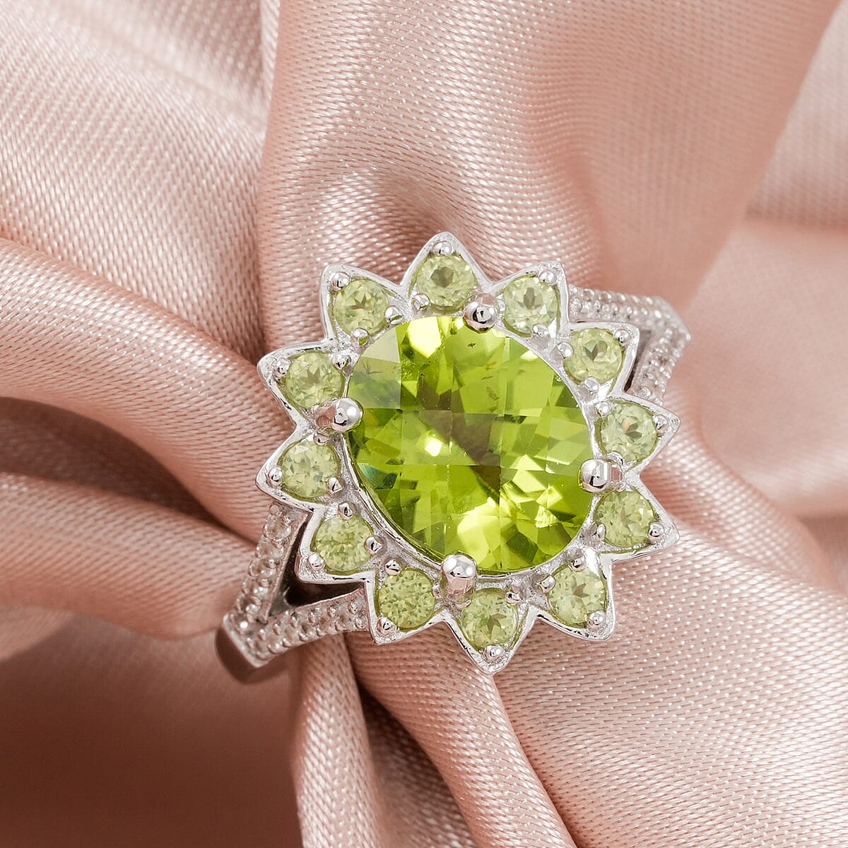 Hebei Peridot 3.60 ctw Ring in Rhodium Over Sterling Silver (Size 7.0) image number 1