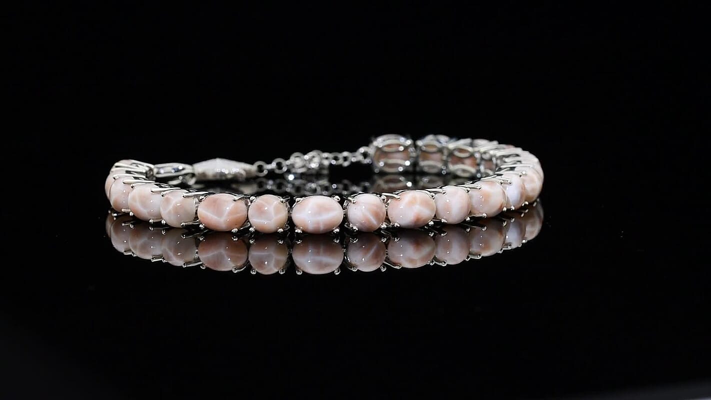 D'Joy Premium Natrolite 19.90 ctw Bracelet in Rhodium Over Sterling Silver (7.50 In)
