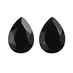 Black Onyx Set of 2 (Pear 7x5 mm) 1.06 ctw
