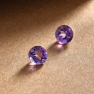 Bolivian Amethyst Set of 2 (Rnd 5 mm) 0.88 ctw Loose Gemstone