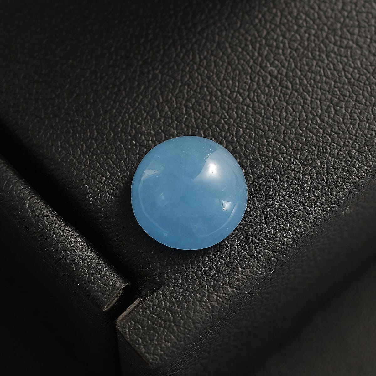 AA Dyed Light Blue Color Jade (Rnd 10 mm) 4.75 ctw Loose Gemstone image number 1