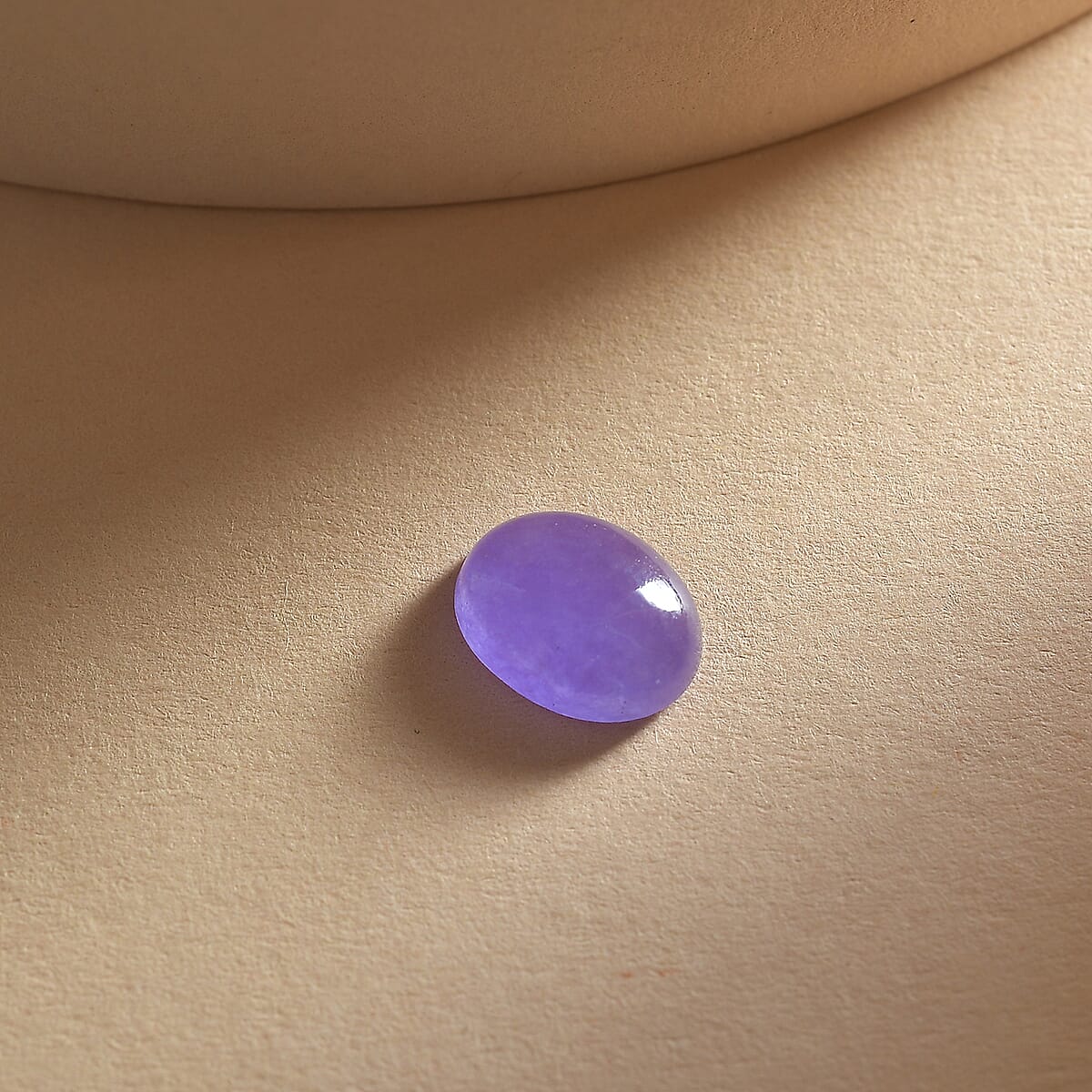 Purple Jade (D) (Ovl 8x6 mm) 1.38 ctw Loose Gemstone image number 1