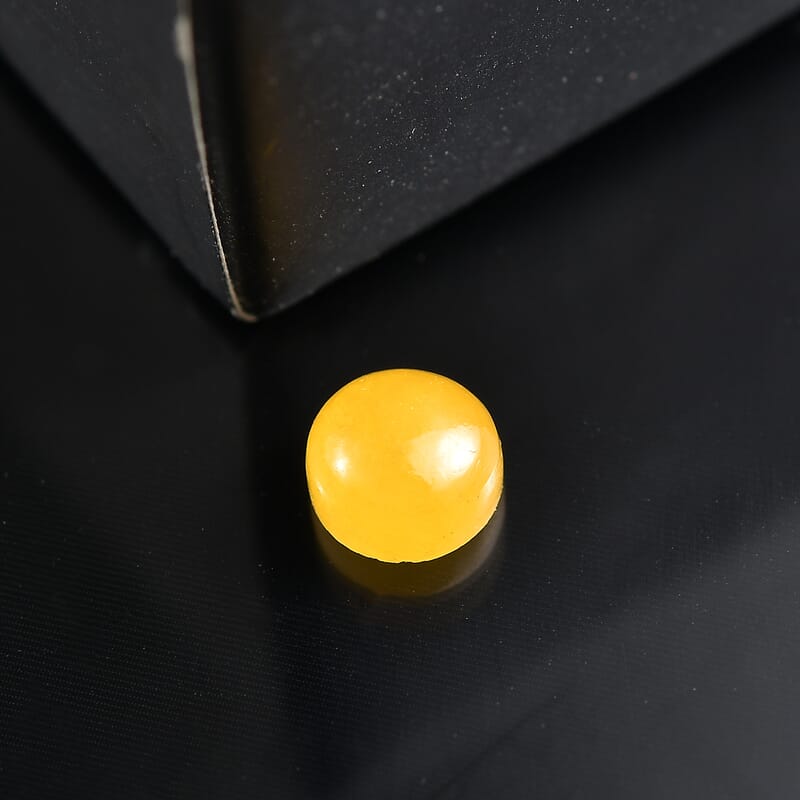 Yellow Jade (D) (Rnd 5 mm) 0.68 ctw Loose Gemstone