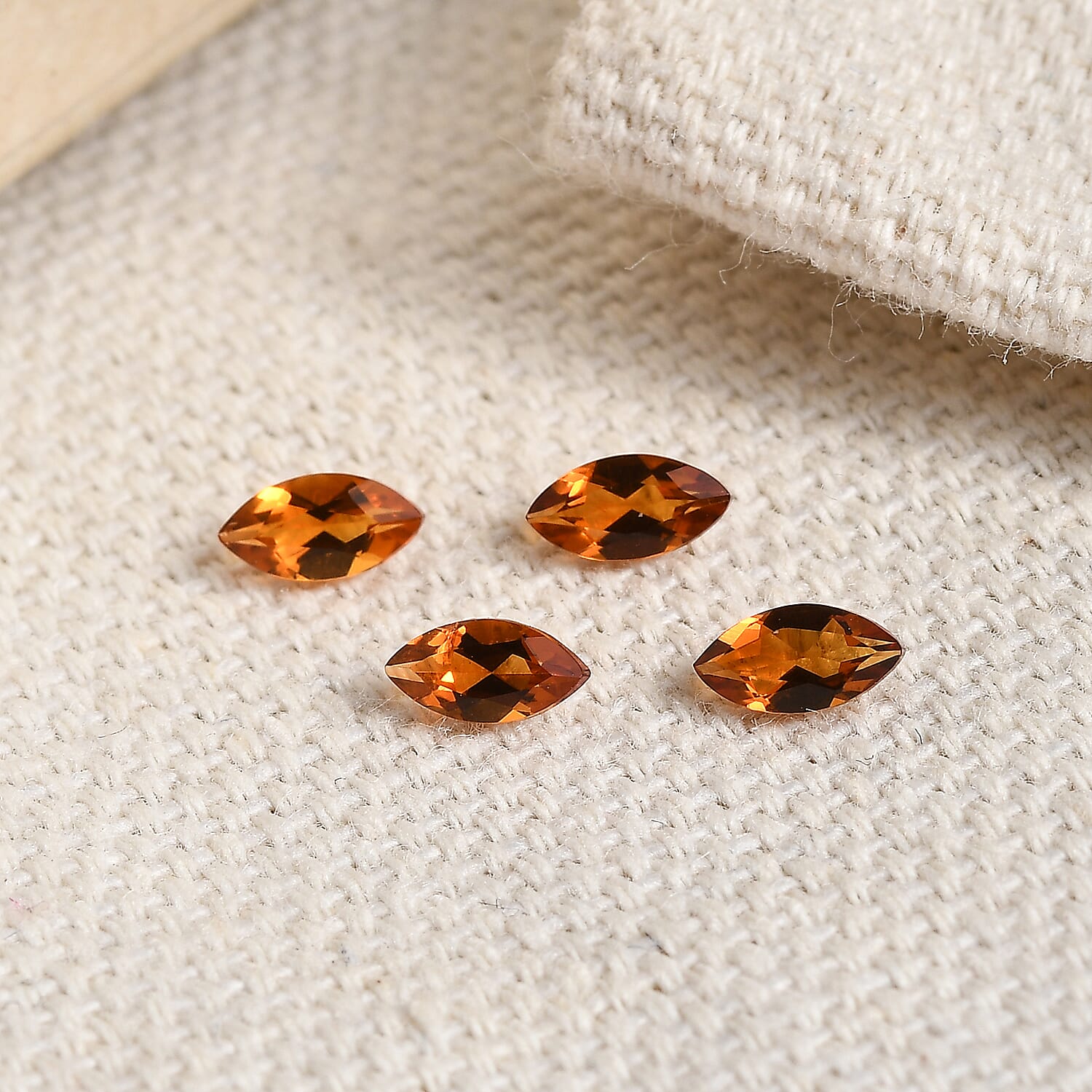 AA Santa Ana Madeira Citrine Set of 4 (Mrq 8x2.5 mm) 0.46 ctw Loose Gemstone