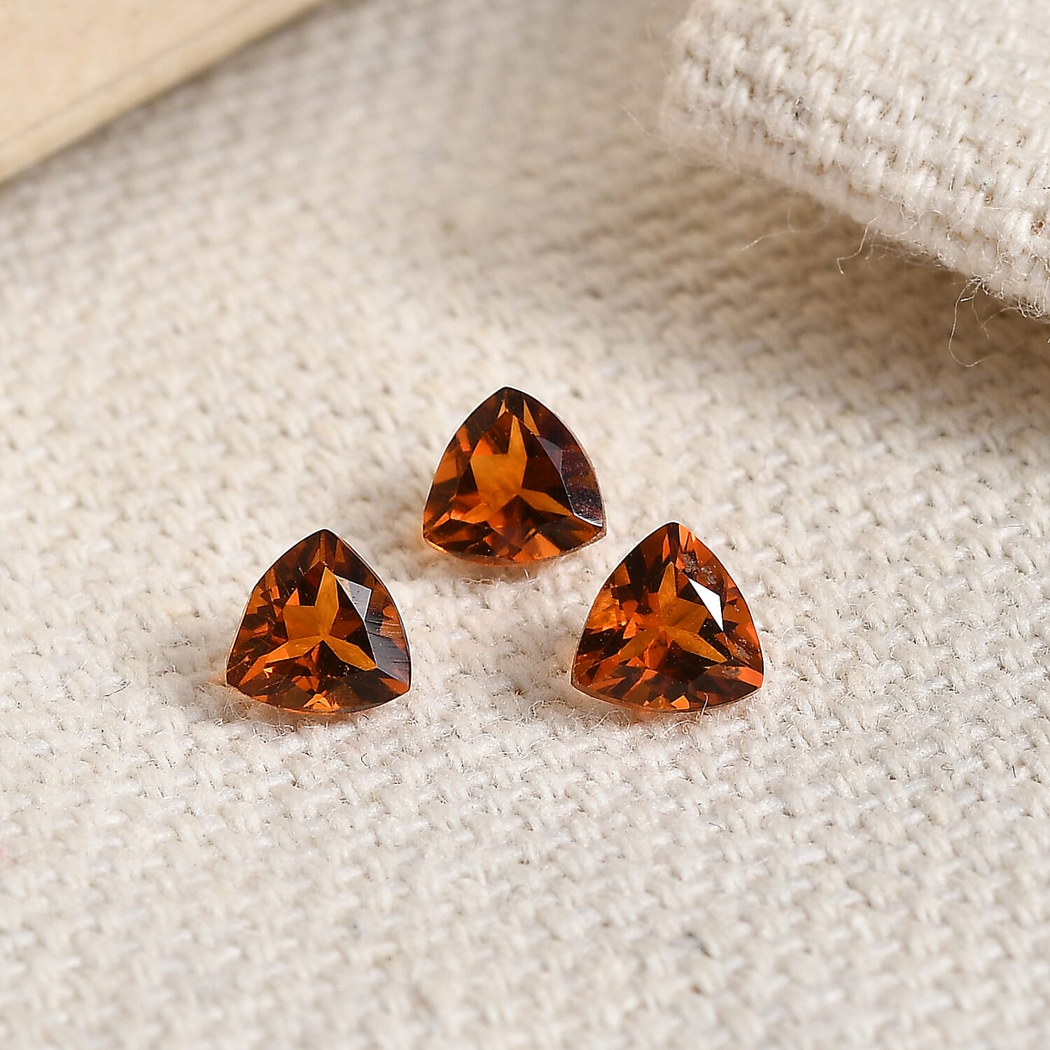 AA Santa Ana Madeira Citrine Set of 3 (Trl 4 mm) 0.61 ctw Loose Gemstone