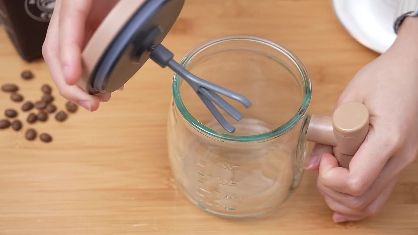 White 500mAh Electric Glass Mixing Cup (400ml)