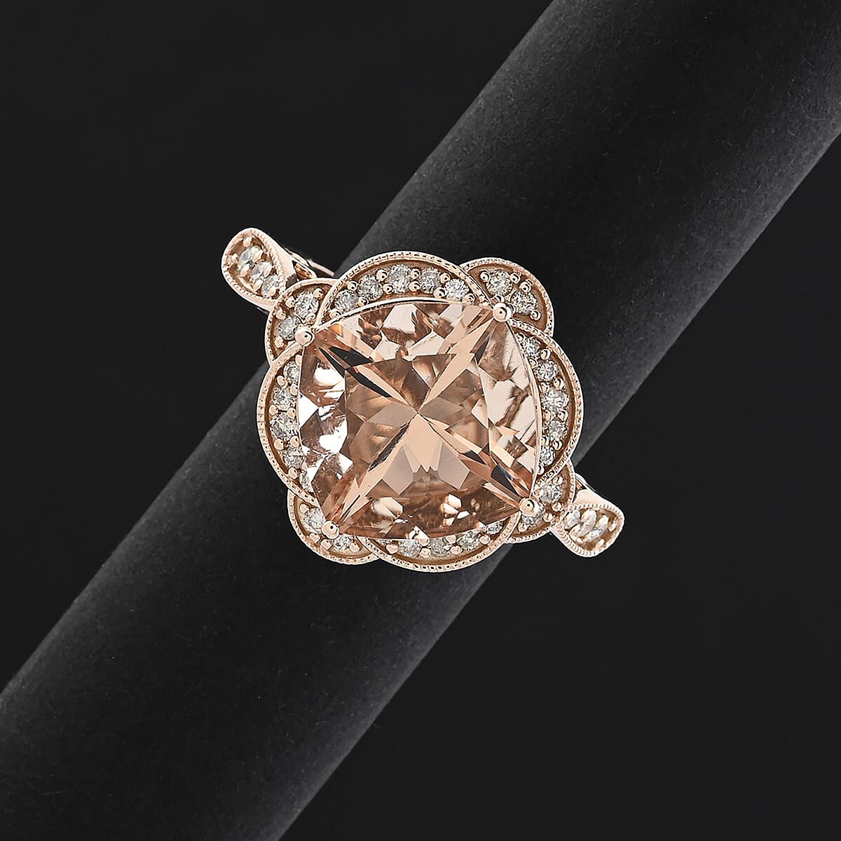 Luxoro AAA Marropino Morganite and G-H I2 Diamond 7.00 ctw Ring in 10K Rose Gold (Size 7.0) 4.74 Grams image number 1