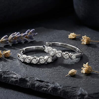 E-F VS / 10K White Gold - Product card gallery slide 2 (10178175435065)