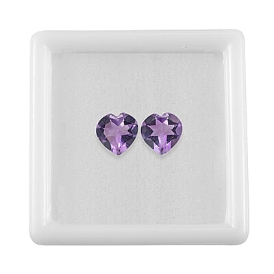 Bolivian Amethyst Set of 2 (Hrt 7 mm) 1.85 ctw Loose Gemstone