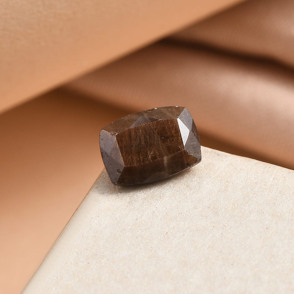 Chocolate Sapphire (Cush 7x5 mm) 1.08 ctw image number 1