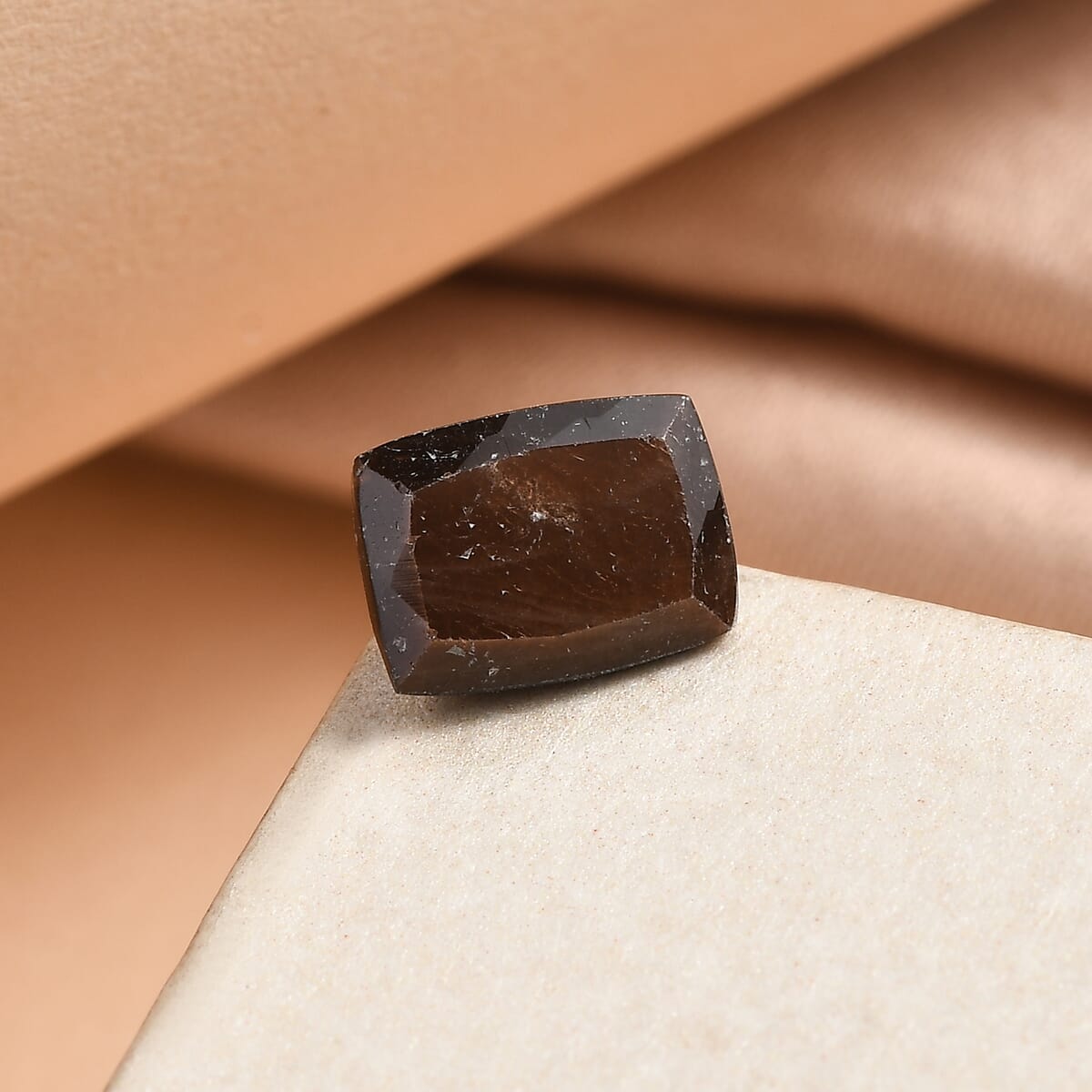 Chocolate Sapphire (Cush 8x6 mm) 1.77 ctw image number 1