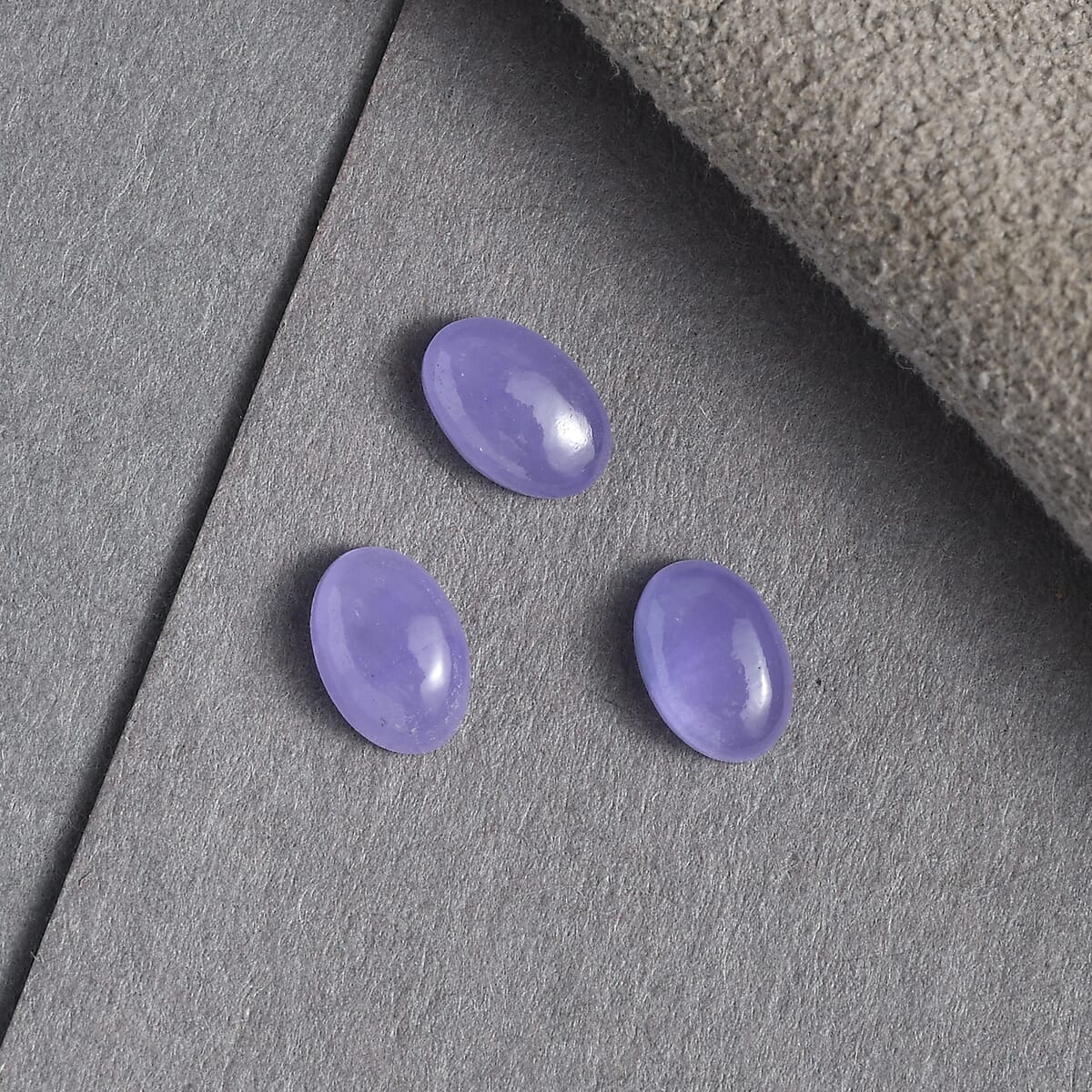 Purple Jade (D) Set of 3 (Ovl 6x4 mm) 1.65 ctw Loose Gemstone image number 1