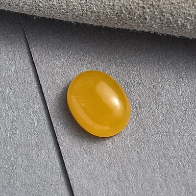 AA Yellow Jade (D) (Ovl 9x7 mm) 2.32 ctw Loose Gemstone