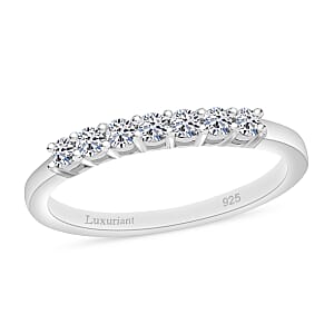 Luxuriant Lab Grown Diamond E-F VS 0.25 ctw Ring in 18K Vermeil Rose Gold Over Sterling Silver (Size 5.0)