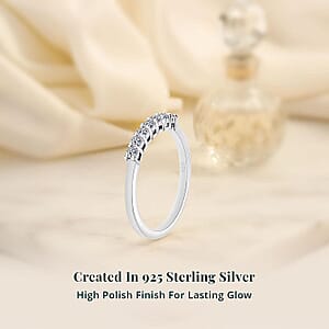 Luxuriant Lab Grown Diamond E-F VS 0.25 ctw Ring in Rhodium Over Sterling Silver (Size 6.0)