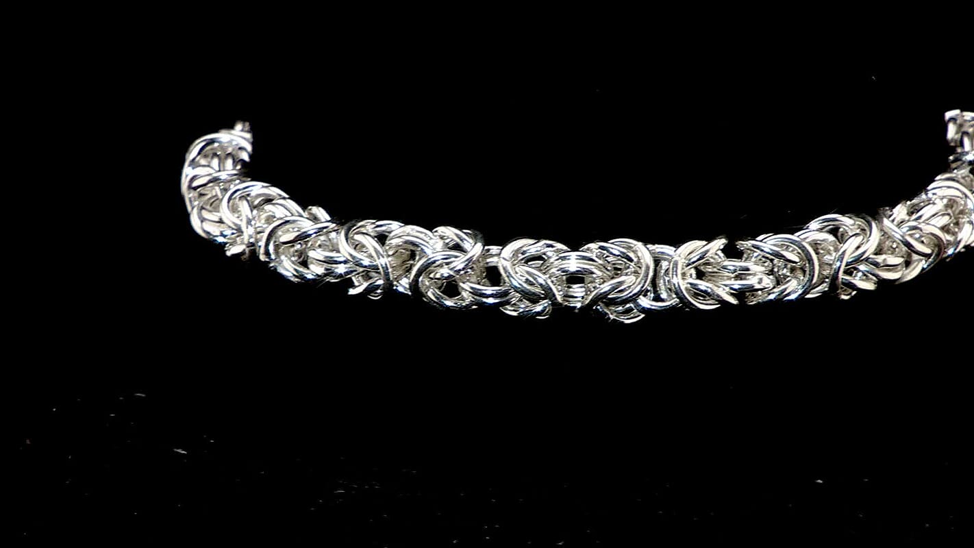 D'Joy Sterling Silver Byzantine Weave Chain Bracelet (7.25 In) 13.30 Grams