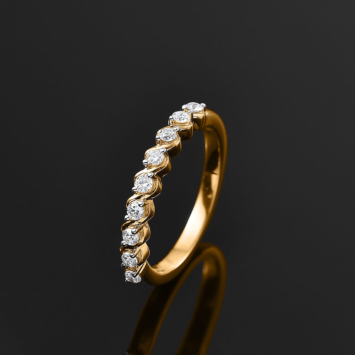 Luxuriant Lab Grown Diamond G-H SI 0.25 ctw Band Ring in 14K Yellow Gold (Size 10.0) image number 1