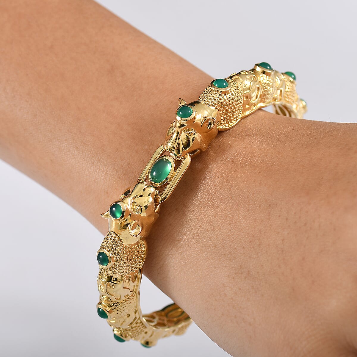 EverTrue Green Onyx 5.60 ctw Bangle Bracelet in 18K Yellow Gold Plated (7.50 In) image number 2