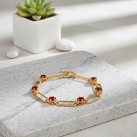Ruby Crystal - Product card gallery slide 2 (10178181038393)